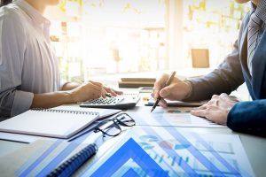 Asesoria-Contable-Papeles-Contables-300x200-1